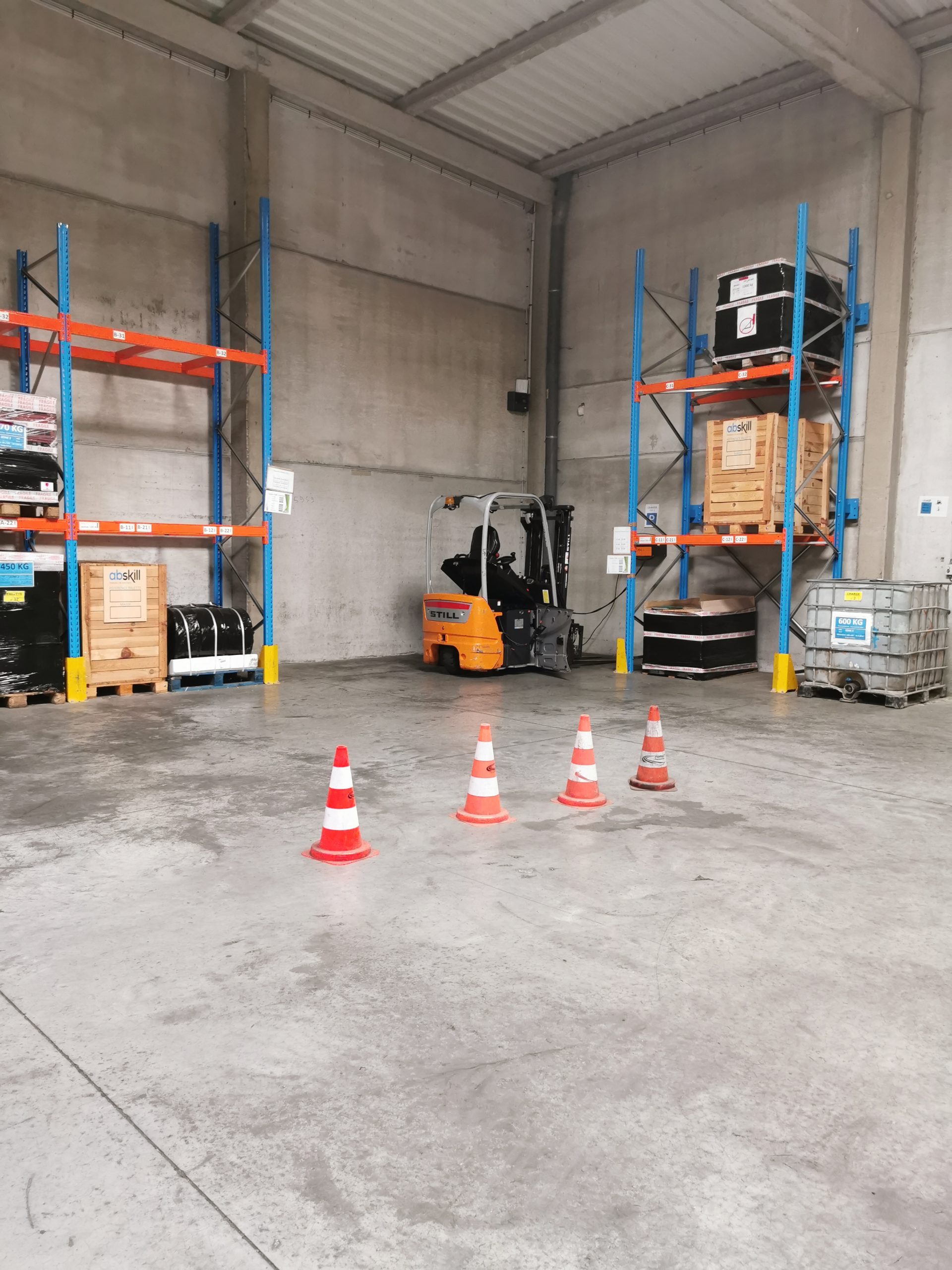 Entrepôt Logistique Centre de formation ABSKILL Lille