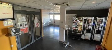 Entrée intérieure stagiaires Centre ABSKILL Mont de Marsan