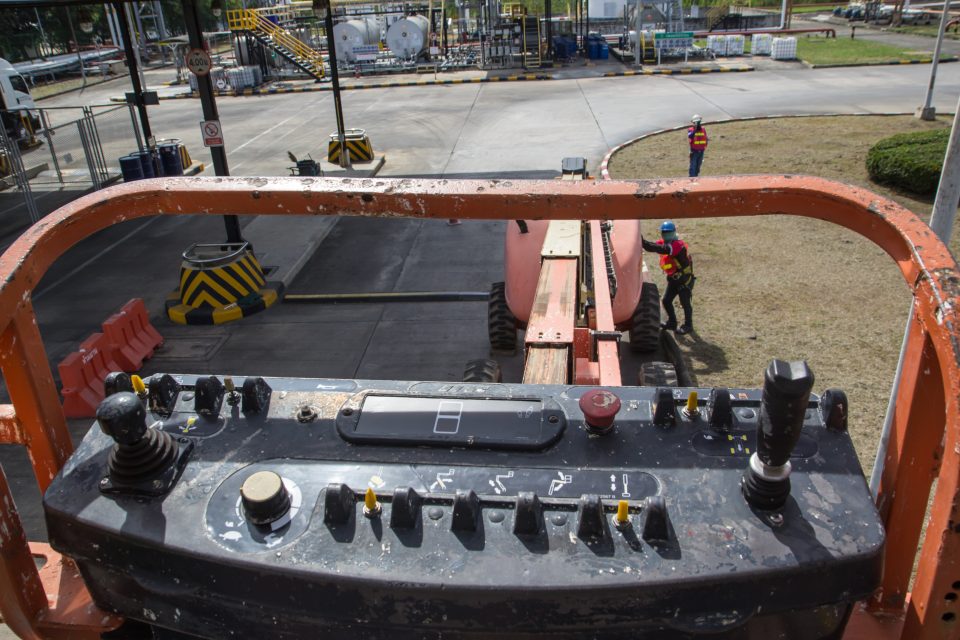 Poste de commande d'une nacelle en hauteur