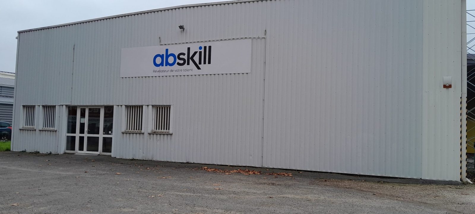 Façade ABSKILL Bordeaux Nord